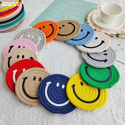 Smiling Face Round Mat Woven Ramie Placemats Anti Slip Dining Table Mats Non-Slip Tableware Bowl Pads Kitchen Drink Cup Coasters Table Piece