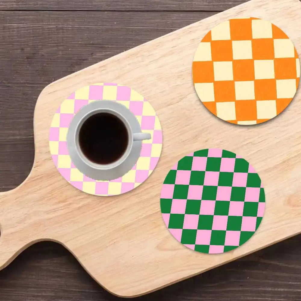 Checkered pattern Wooden Coaster  Suitable For Restaurants And Coffee Shops Easy To Wash And Clean Table Piece