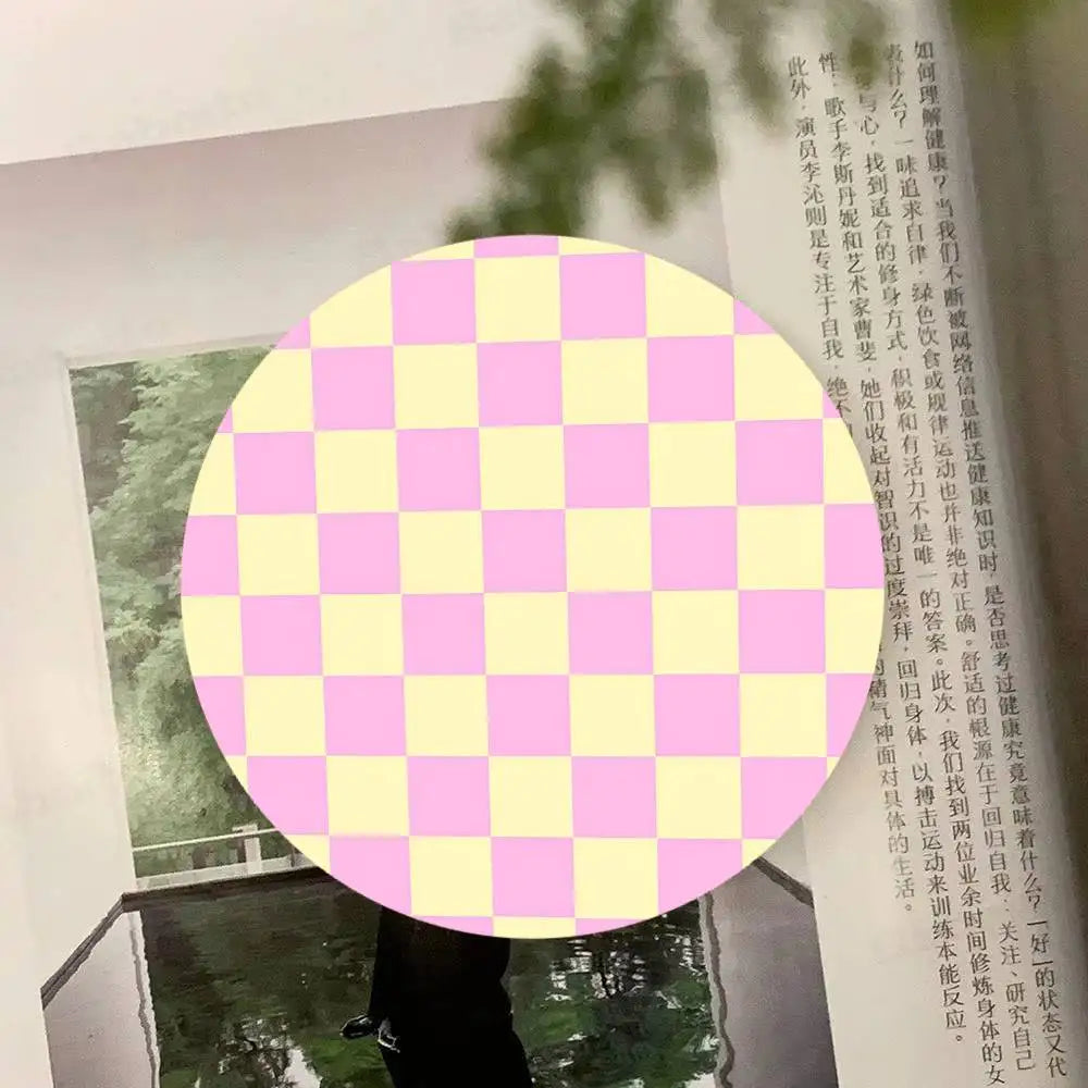 Checkered pattern Wooden Coaster  Suitable For Restaurants And Coffee Shops Easy To Wash And Clean Table Piece