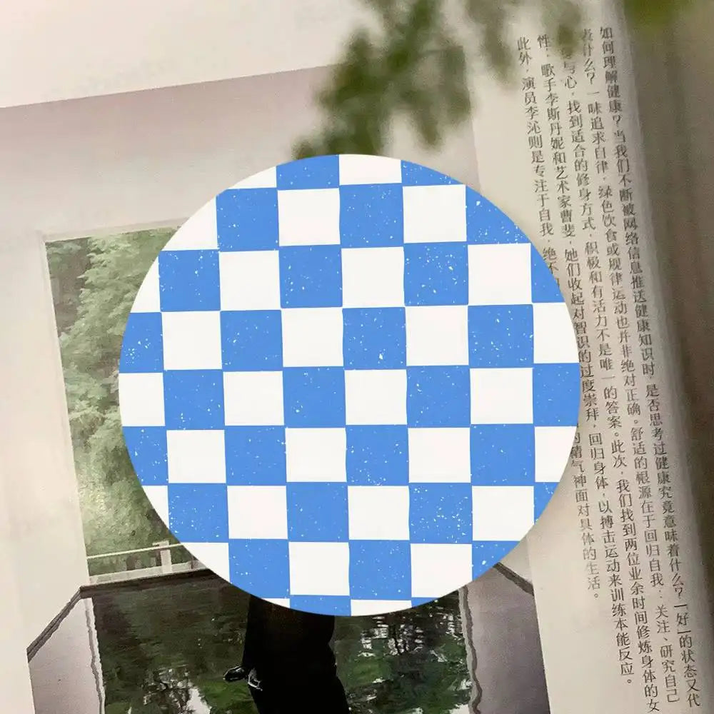 Checkered pattern Wooden Coaster  Suitable For Restaurants And Coffee Shops Easy To Wash And Clean Table Piece