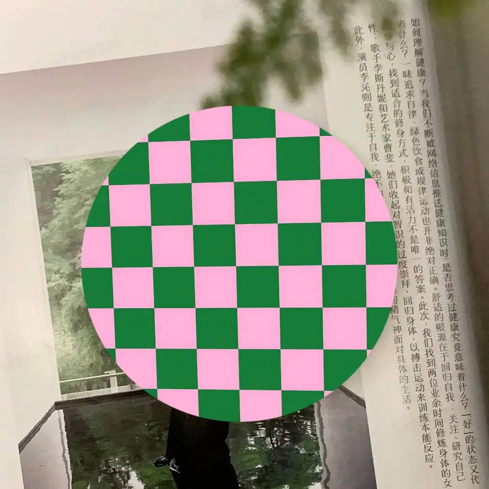 Checkered pattern Wooden Coaster  Suitable For Restaurants And Coffee Shops Easy To Wash And Clean Table Piece